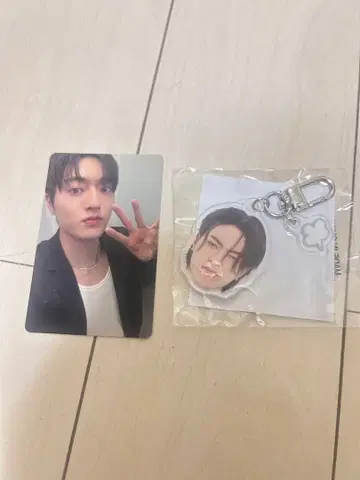 아이돌 키링 & 카드 세트