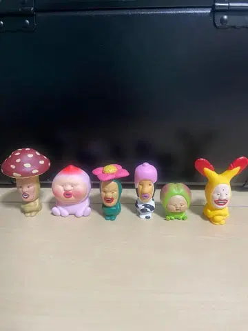 코비토즈칸 앉은 피규어