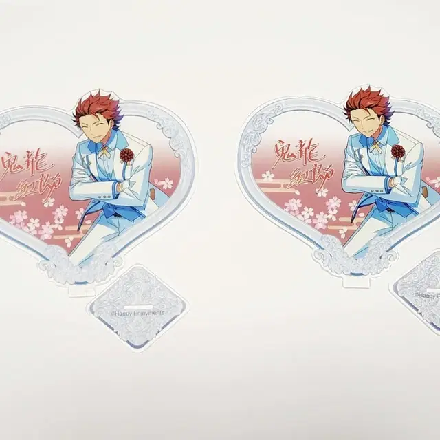 앙스타 키류 쿠로 하트 아크릴 스탠드 일괄