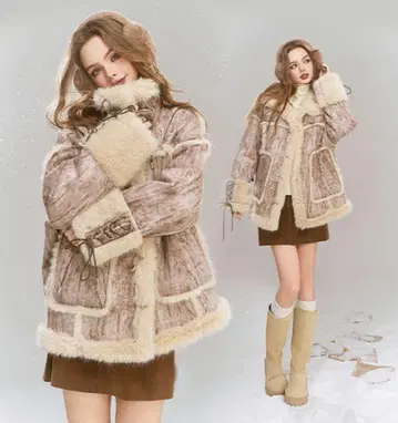 ELFSACK 베이지 무스탕 코트