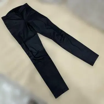 띠어리 블랙 양가죽 스키니 팬츠 (새상품급)
