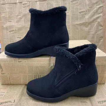 새상품 여성용 24.0cm 사선 지퍼 보아 안감 경량 부츠 블랙 9770