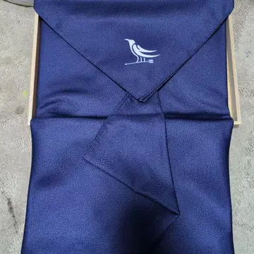 야타가라스 로고 보자기 네이비 레드 (유즈루하 신사)