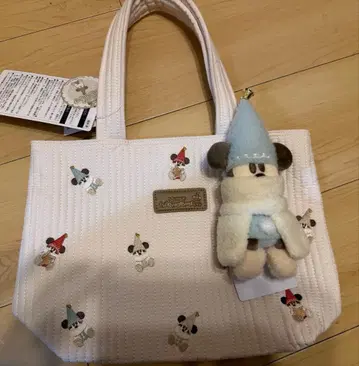 [ 택 포함 미사용 새상품 ] 디즈니 크리스마스 2025 릴린린