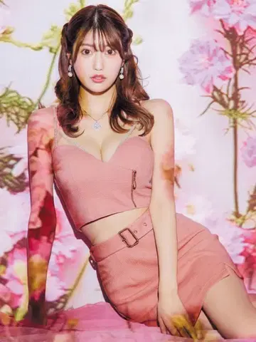 핑크 벨트 포함 타이트 드레스 셋업