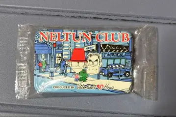 톤네루즈 네루톤 클럽 핀 배지