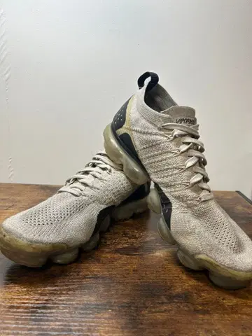 에어 맥스 플라이니트 스니커즈