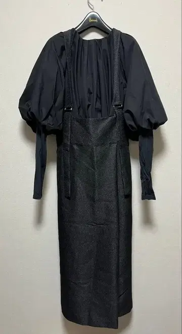 새상품급 SHIPS 별주 assiette 메탈릭 서스펜더 스커트