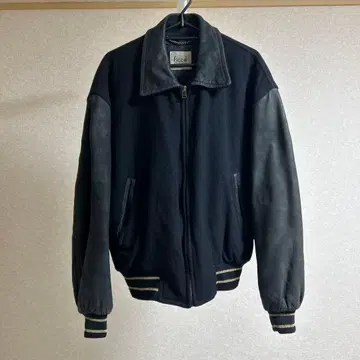 ficce 피치 소매 가죽 바시티 자켓