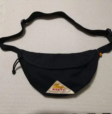 KELTY 블랙 숄더백