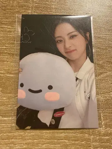 FIMSCLUB 구매 혜택 트레이딩 카드 윤진 LE SSERAFIM