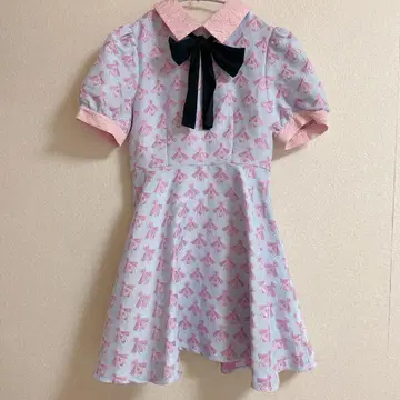 [ manon tokyo ] 스카이블루 벌 패턴 미니 원피스