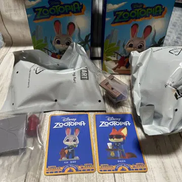 POPMART 팝마트 주토피아 경찰관 닉 주디 피규어