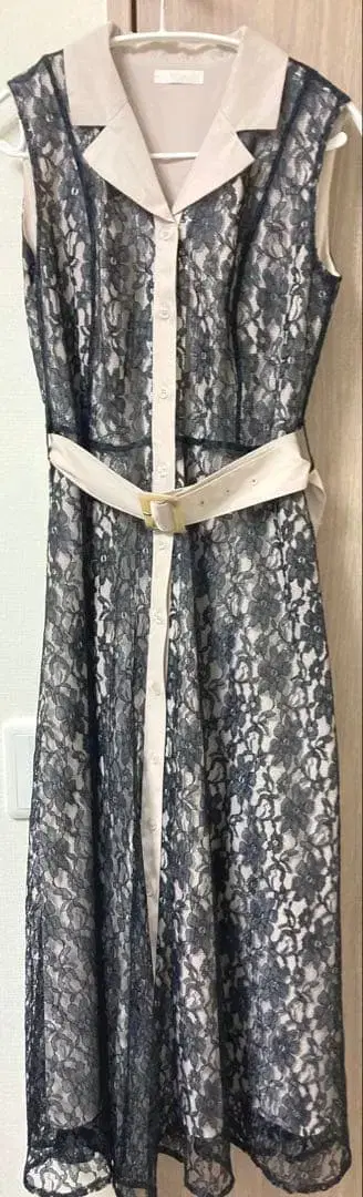 미아 슬리브리스 배색 레이스 원피스 블랙 베이지