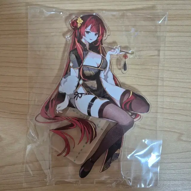 스텔라이브 아카네 리제 아크릴 스탠드 판매합니다.