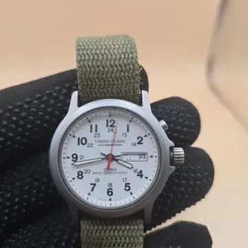 TIMBER CRUISER 수동 와인딩 시계 화이트/그린