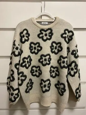 gleam 긴팔 니트 스웨터