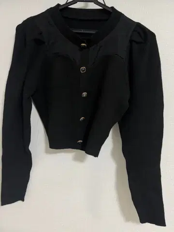 블랙 버튼 가디건