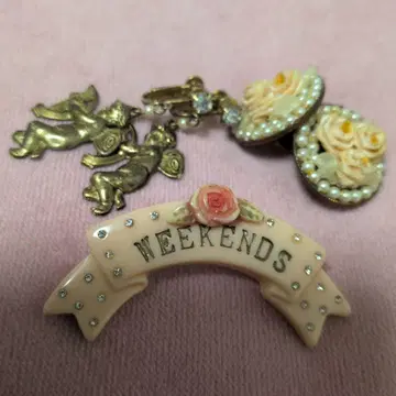 WEEKENDS 브로치 & 귀찌 세트