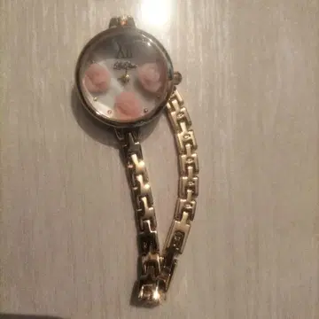 LIZ LISA 골드 로즈 모티브 손목시계