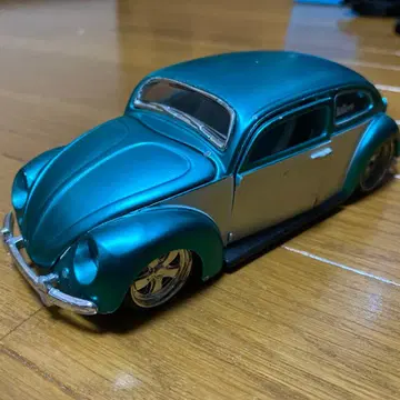 비틀 미니카 메탈릭 그린 스케일 1/24