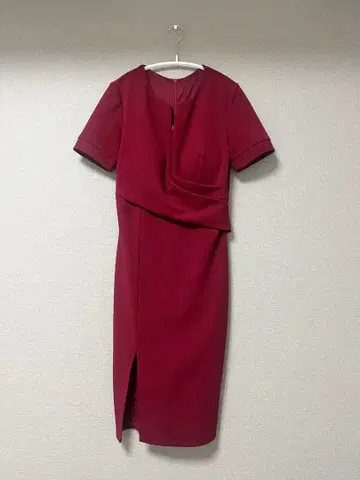 쥬얼스 타이트 슬릿 미니 드레스 레드 M