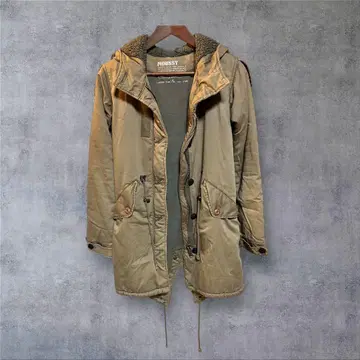 MOUSSY / 모즈 코트