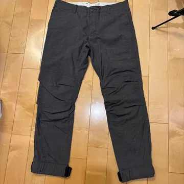 마운틴 리서치 그레이 슬랙스 백 포켓 부착 XL