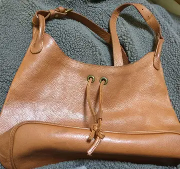 CIVA 브라운 가죽 숄더백