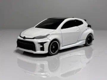 토미카 도요타 GR 야리스 미니카 화이트