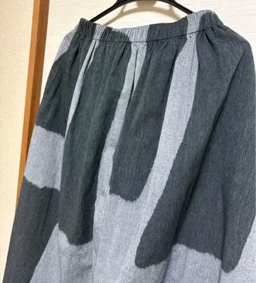 자우 비대칭 벌룬 롱 스커트