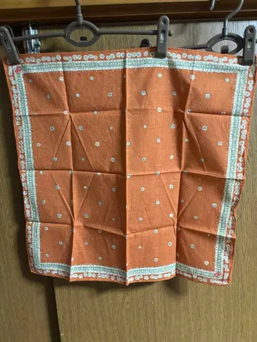 45r45rpm 오렌지 꽃무늬 스카프, 반다나