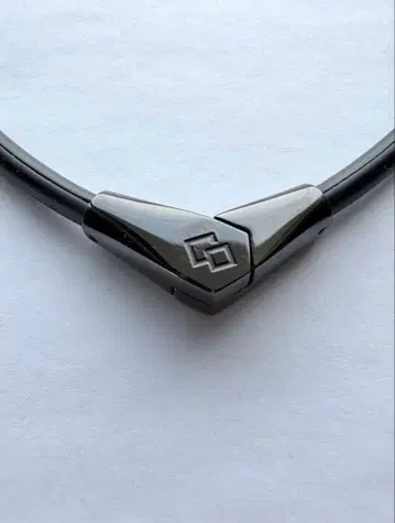 코란토테 목걸이 ALT 오르토 블랙 탑만