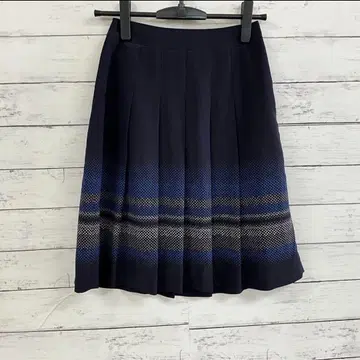 네이비 그라데이션 플리츠 스커트 깔끔한 롱 레그 효과