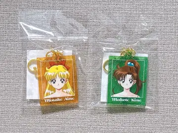 세일러문 스토어 라메 아크릴 키링 벌스데이 굿즈