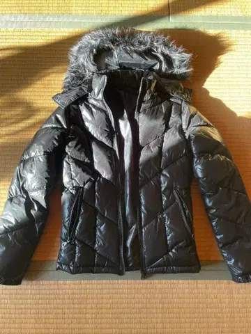 FUGA 후드 부착 블랙 다운 자켓