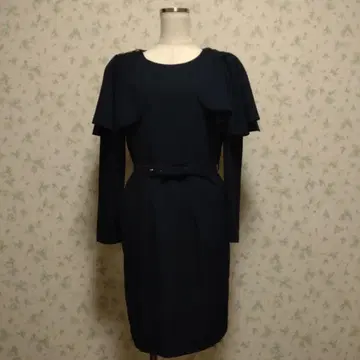 네이비 긴팔 무릎 기장 원피스 벨트 포함