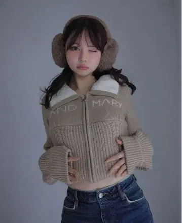 안도마리 Mary 로고 집업 탑 베이지