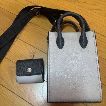 MICHAEL KORS 그레이 숄더백