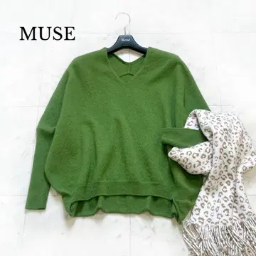 새상품급 MUSE 뮤즈 울 캐시미어 니트 파시오네 캐시미어 혼방 그린