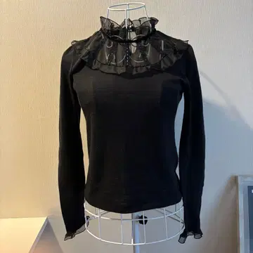 MILK 상의 블랙 레이스 시스루