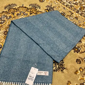 새상품 이탈리아제 말 머플러