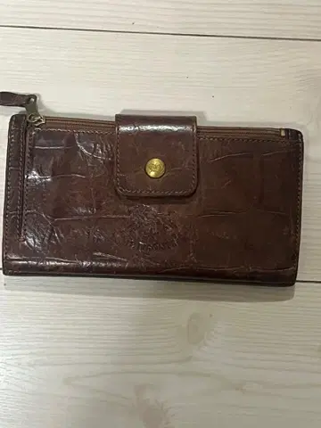 일비조 크로커다일풍 장지갑