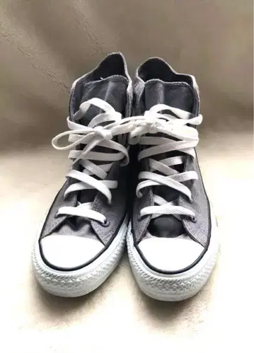 컨버스 올스타 그레이 스니커즈 도트 무늬 24.5cm 2회 사용