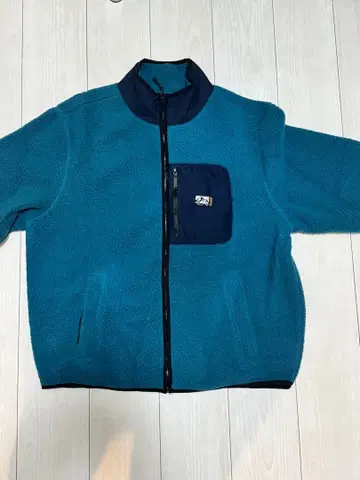 Aeropostale 자켓 가슴 포켓 부착