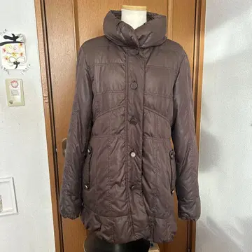 CECI OU CELA refined 다운 코트