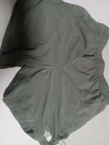 THE NORTH FACE 그레이 숏팬츠