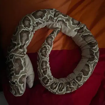 IKEA 뱀 봉제 인형