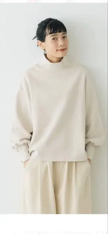 쿠라스코토 +to 하이넥 풀오버