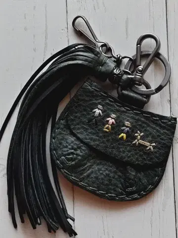 HENRY BEGUELIN 다크 그린 가죽 키링 소품함 포함